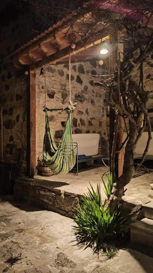 Blue Cottage Apsiou 외부 사진