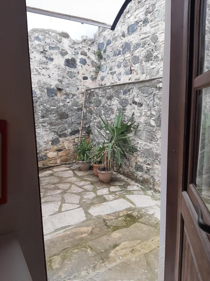 Blue Cottage Apsiou 외부 사진