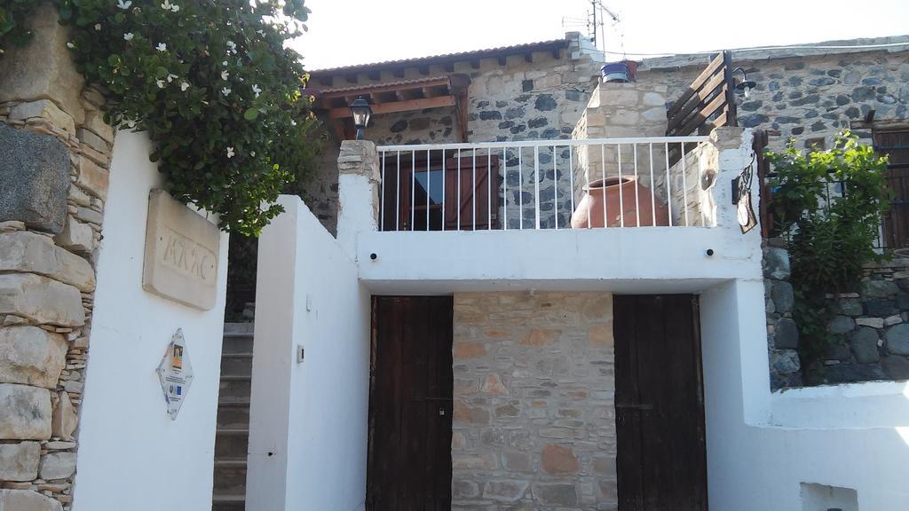Blue Cottage Apsiou 외부 사진