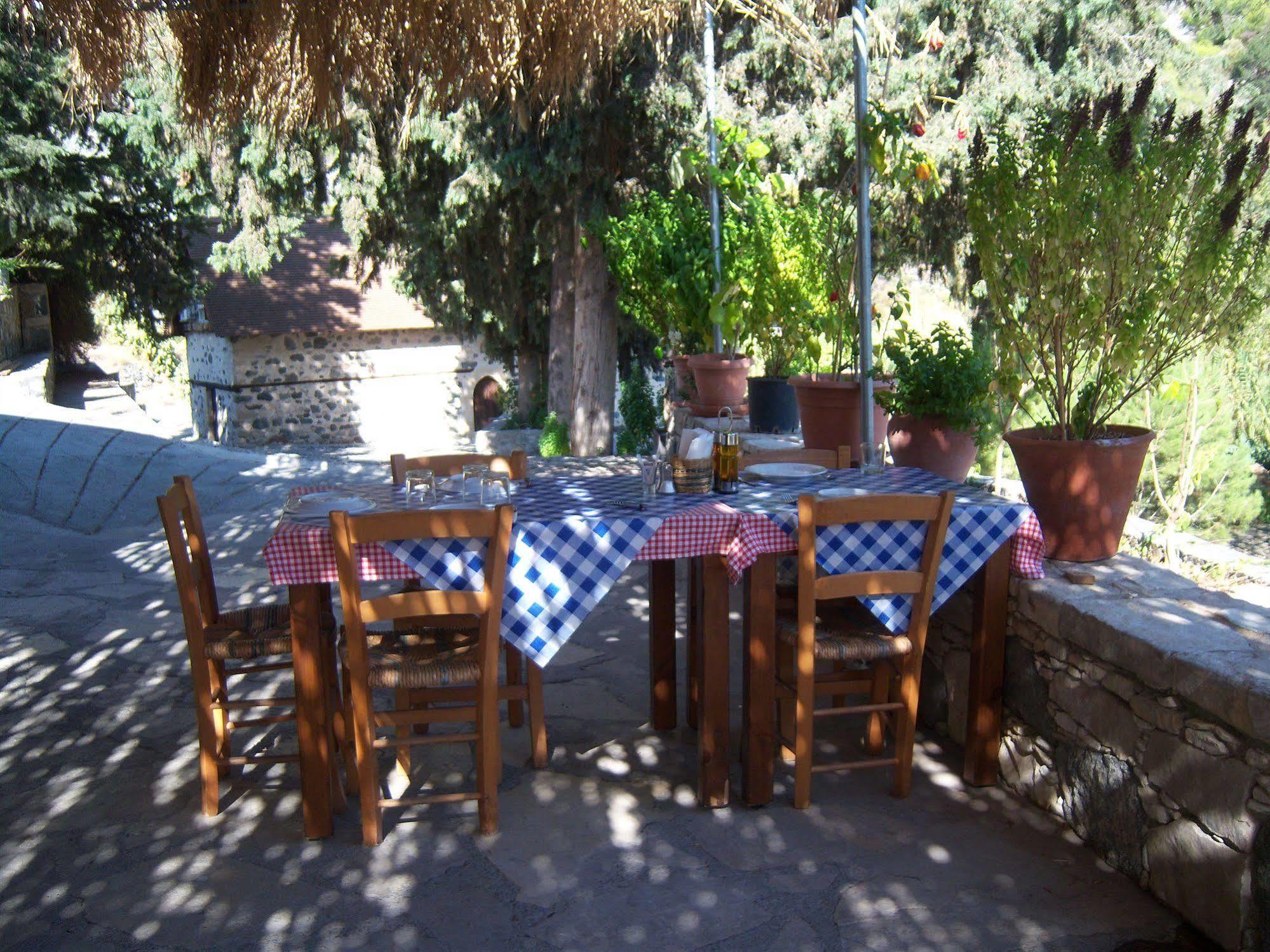 Blue Cottage Apsiou 외부 사진