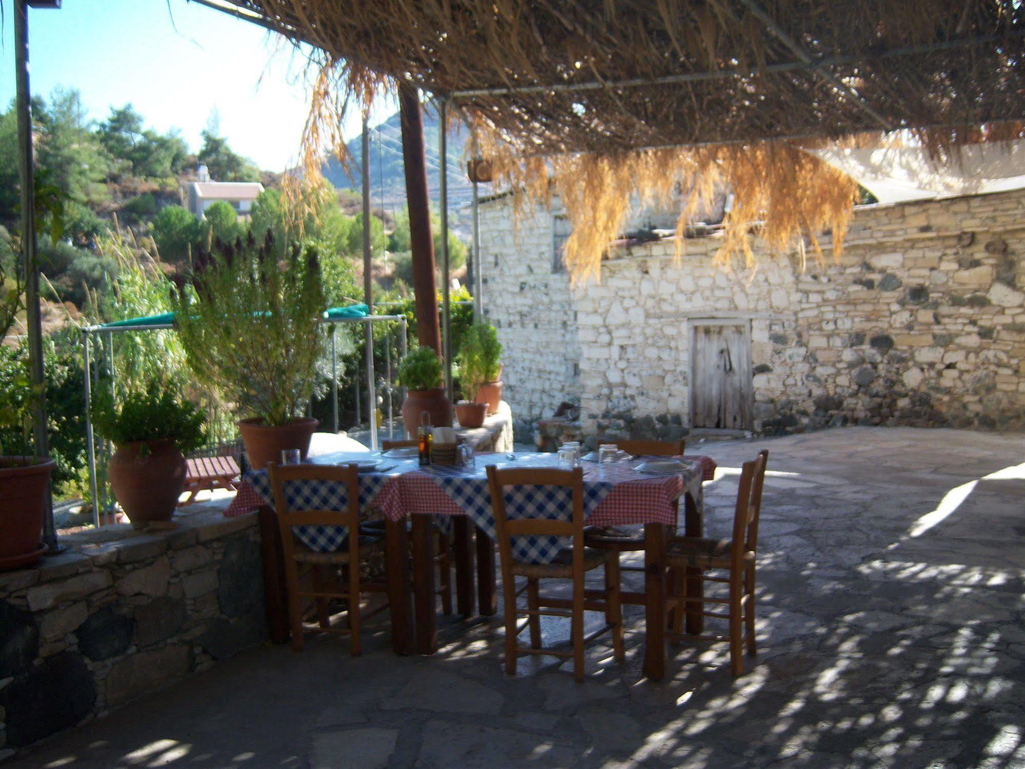 Blue Cottage Apsiou 외부 사진